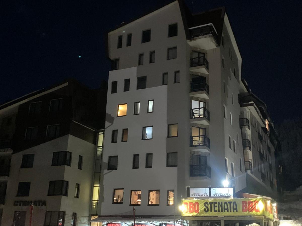 Stenata Huge Ski To Door Apartment 팜포로보 외부 사진