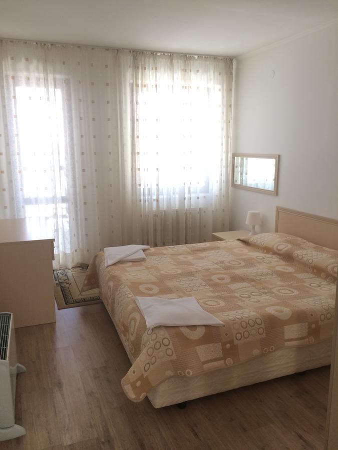 Stenata Huge Ski To Door Apartment 팜포로보 외부 사진